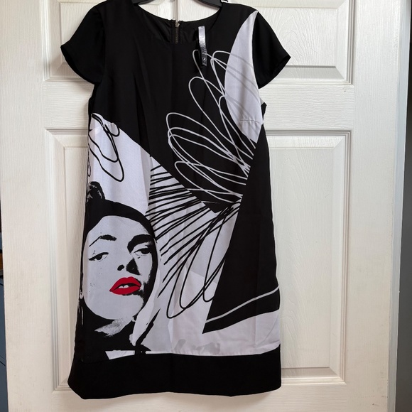 Kensie Face Print Mini Dress - Picture 3 of 7